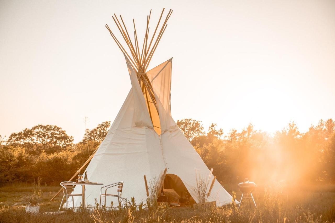 Hotel Oastbrook Glamping Bodiam Exterior foto